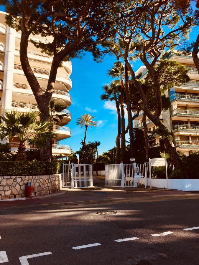 Cannes Croisette &Palm Beach,Parking Exterior foto