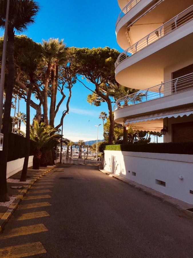 Cannes Croisette &Palm Beach,Parking Exterior foto